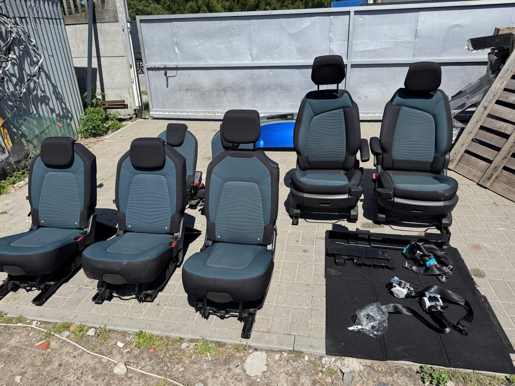 фото №1, Комплект сидений citroen c4 ii grand picasso 2017 rok