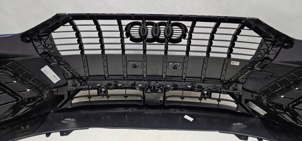 Бампер передний перед 4xpdc решётка радиатора черный решётки audi q3 83a s-line lx5h 18- Киев