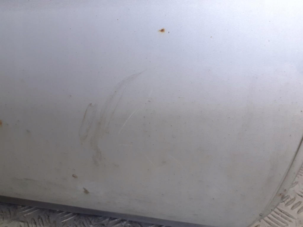 Купить Дверь правый задний  mercedes w168 761