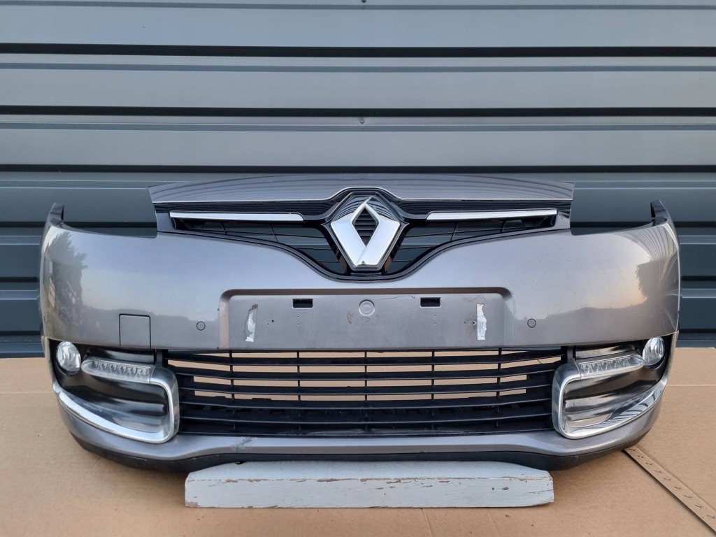 Купить Renault scenic 3 рестайлинг  2013- бампер перед оригинал e007