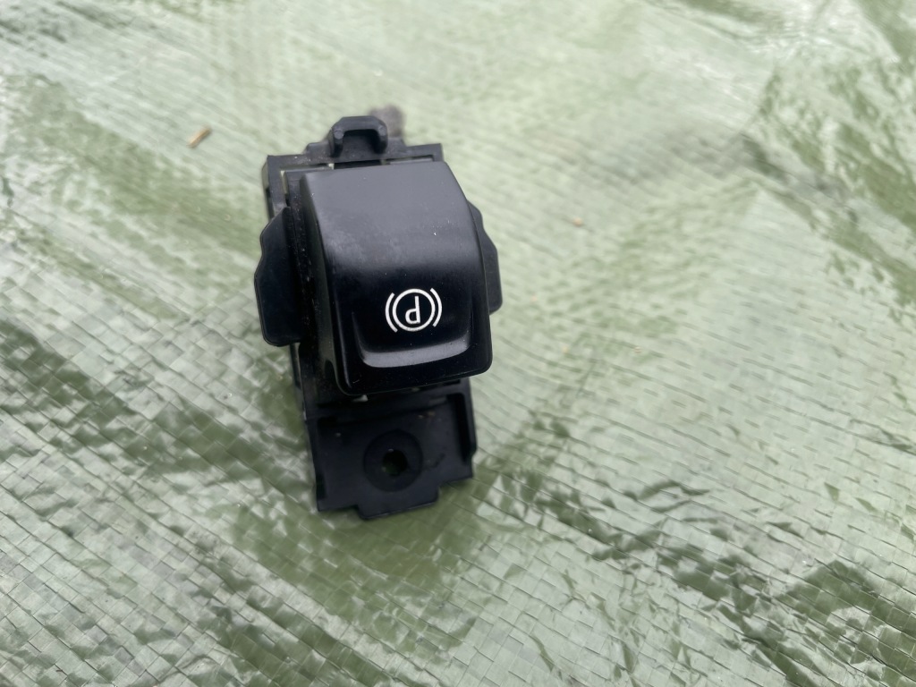 фото №1, Opel insignia a перемикач кнопка гальма 13271123 eu