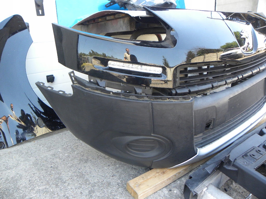 фото №4, Peugeot partner lift 2013 rok капот ,бампер, лампа