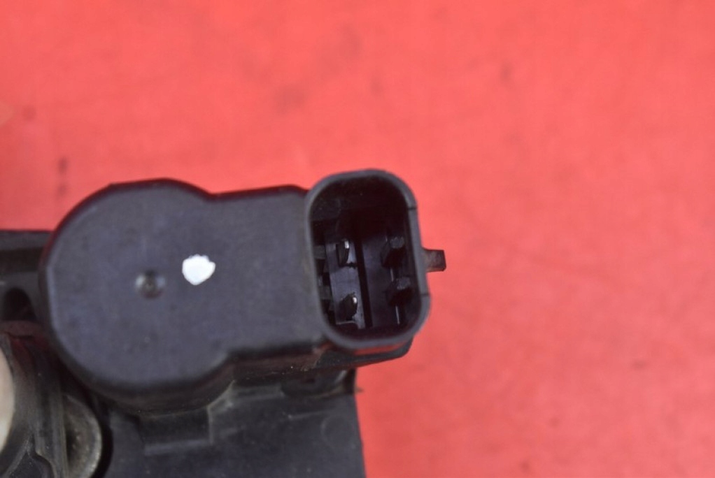 фото №8, Замок двері лівий перед передній eu 16637561 opel frontera b 98-04