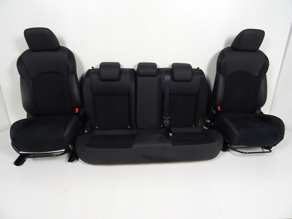 фото №1, Juke f15 lift заднее сиденье задняя задняя сиденья сиденье