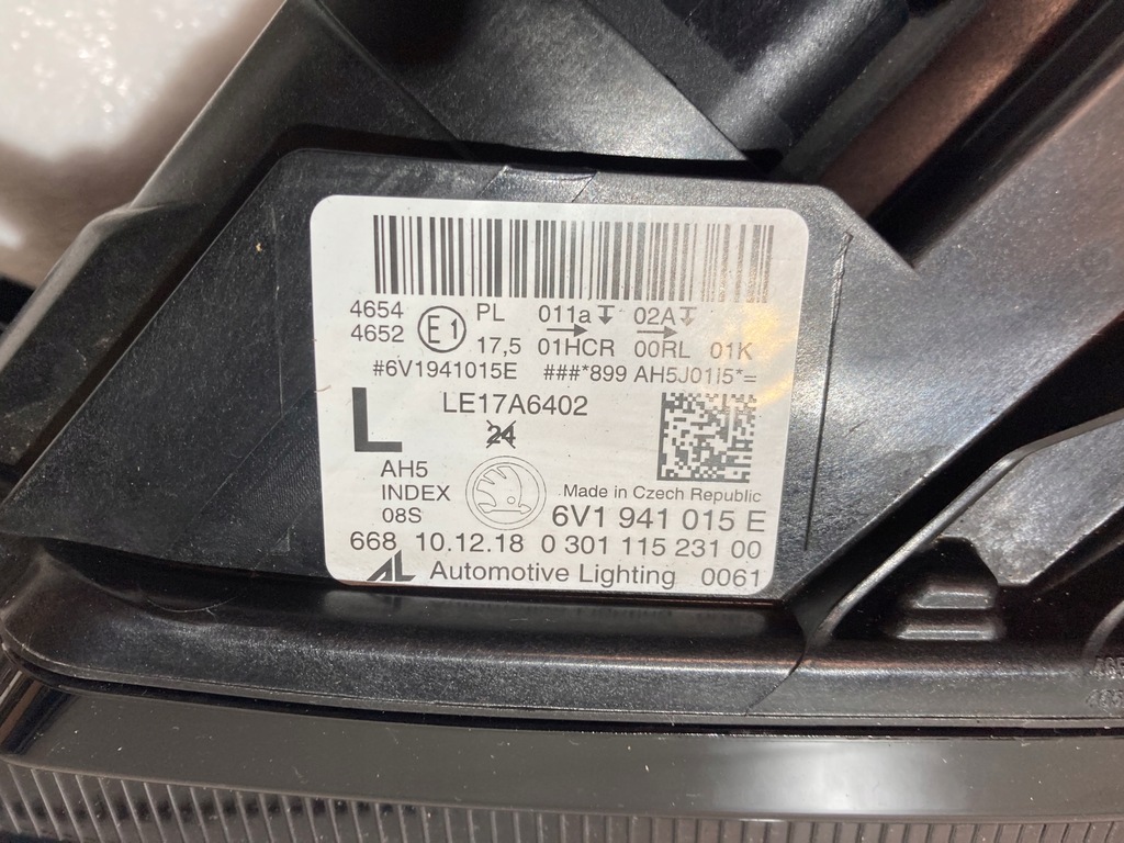 фото №14, Лампа левая перед skoda fabia iii lift full led