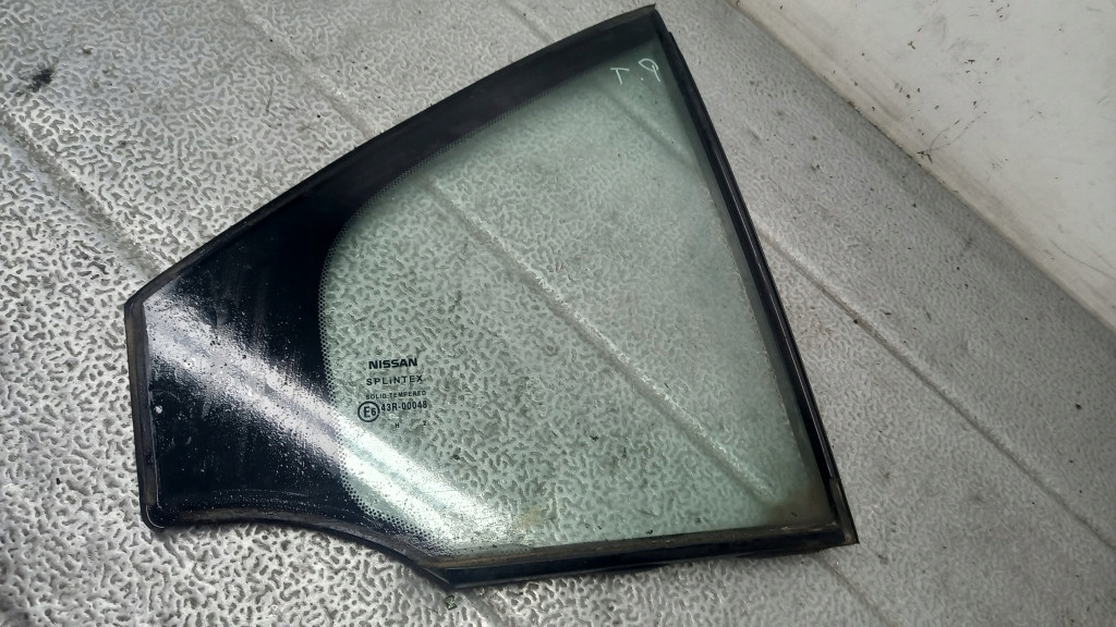 фото №1, Скло правий задня трикутник nissan primera p12 1.9dci 03r