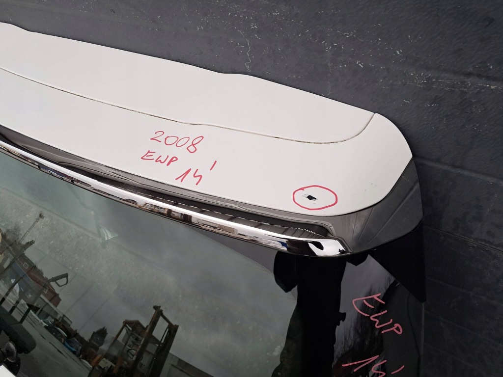 Peugeot 2008 i задня кришка багажника багажника w kolorze ewp 2014 Оригінал