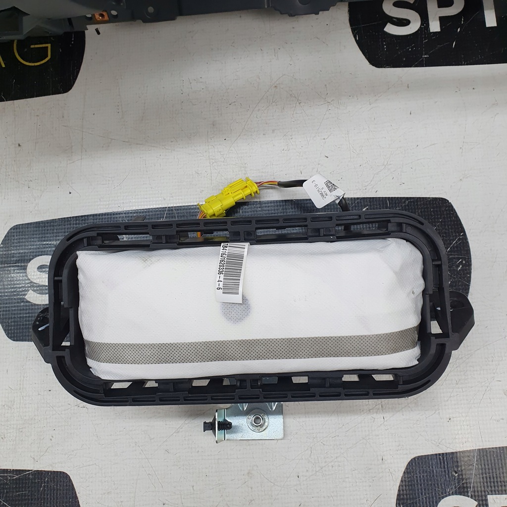 фото №6, Ampera приборная панель консоль подушки безопасности ремни подушка безопасности