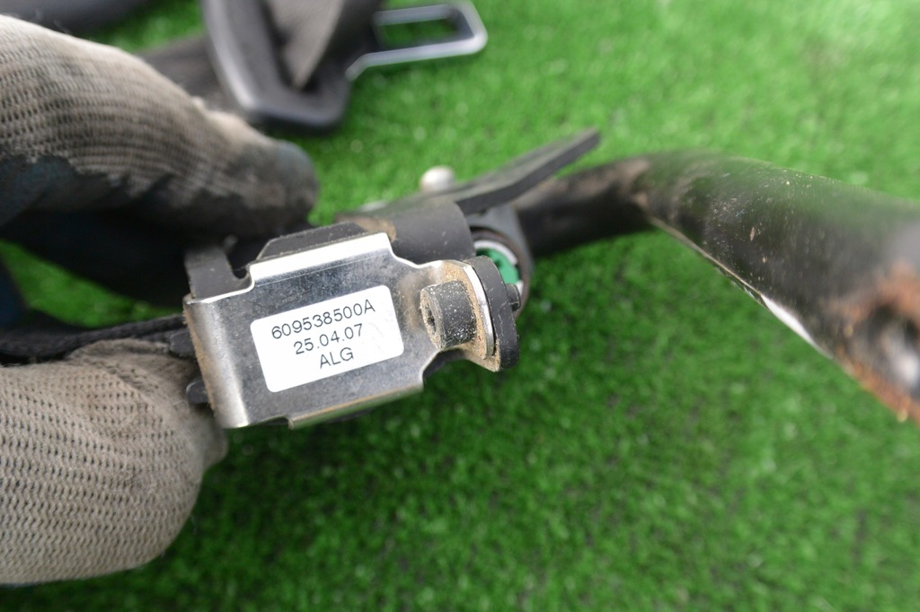 фото №6, Pas безопасности перед bmw x5 x6 e70 e71 kpl