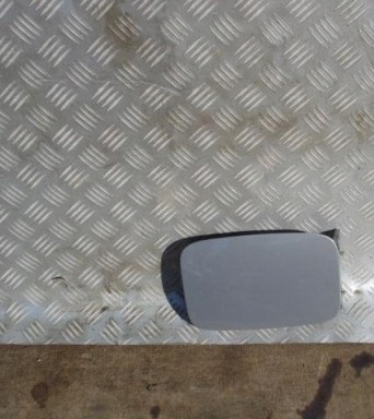 фото №1, Volvo s40 v50 04-07 крышка заливной топлива