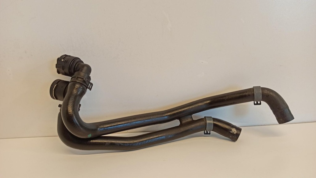 фото №5, Audi a3 8y труба wąż wody 5q0121156d