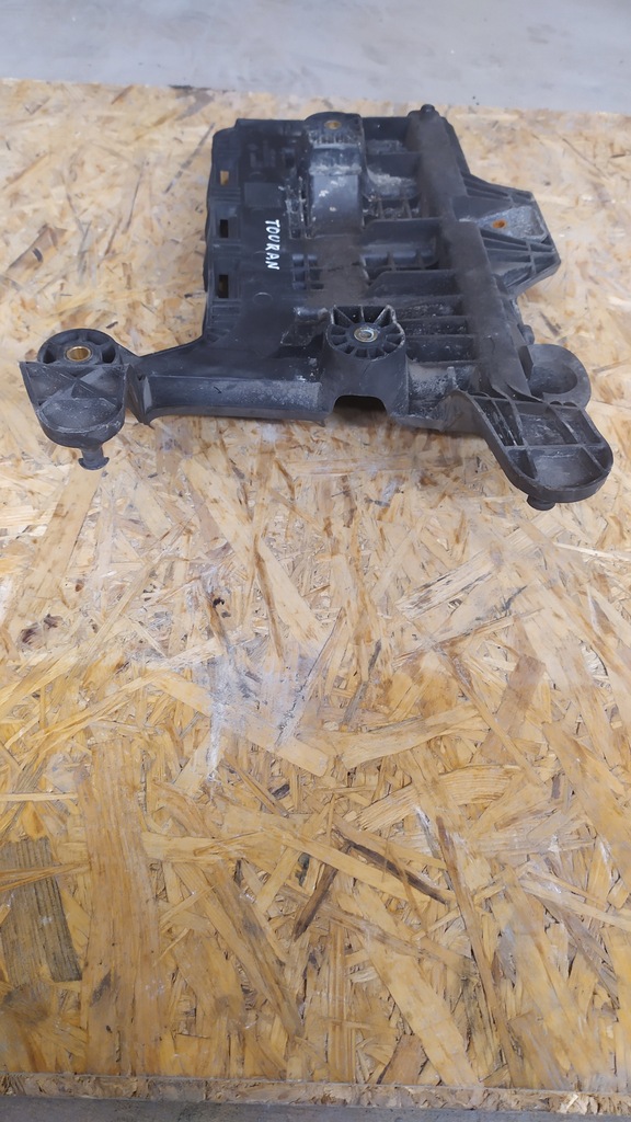 фото №6, #1k0915333-b# основание аккумулятор vw touran