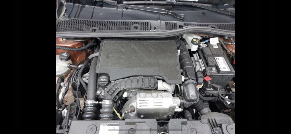 фото №1, Двигатель citroen peugeot 1.2 eb2adtd jak новый