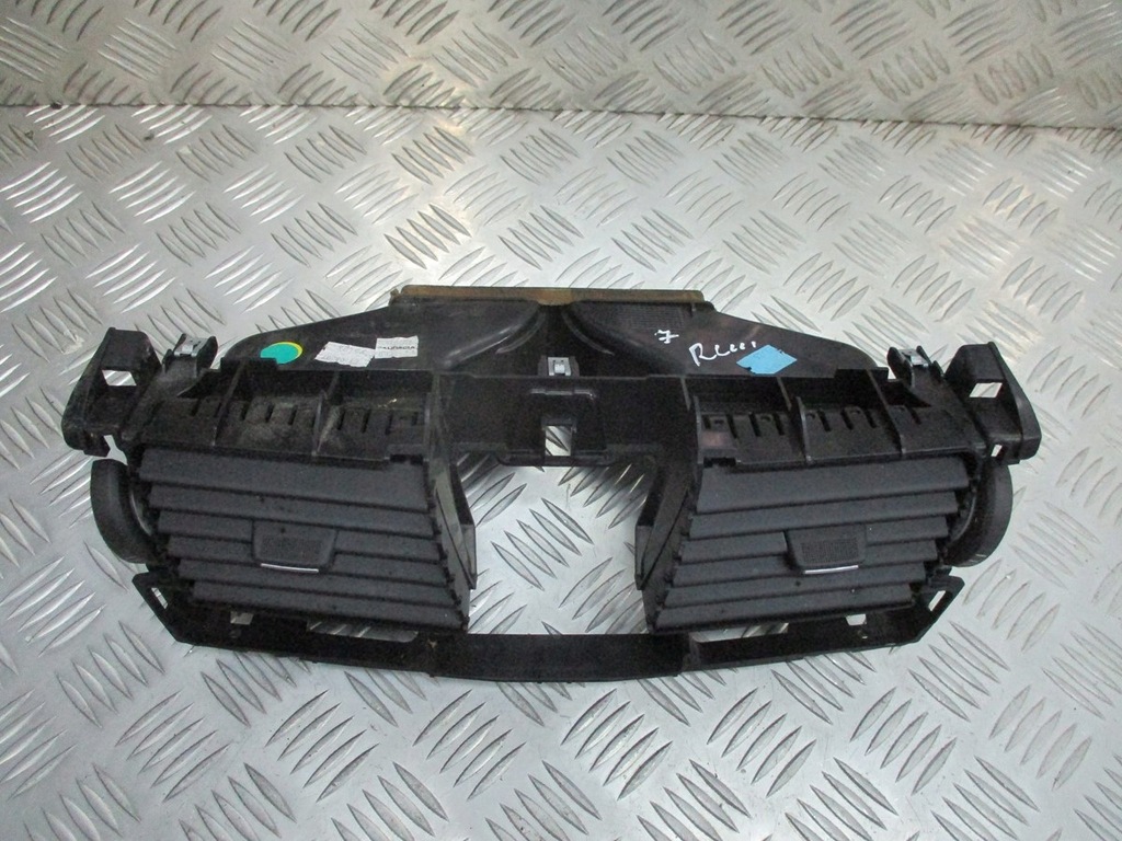 фото №3, Решётка обдув средняя renault laguna iii 2.0 dci