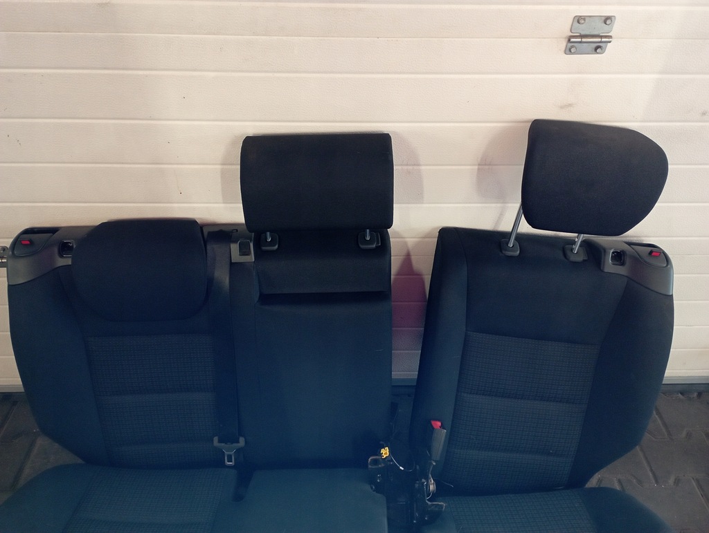 фото №10, Mercedes w245 5d сиденья заднее сиденье europa