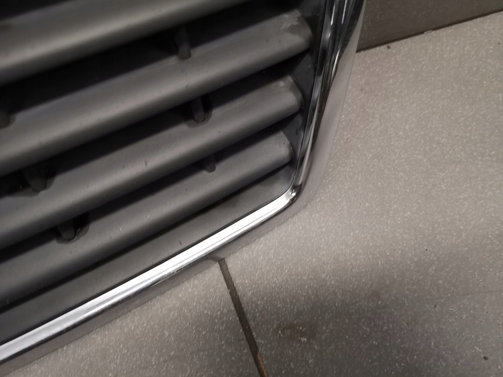 фото №9, Решётка радиатора решётка радиатора радиатор audi a8 d2 lift 4d0853651n