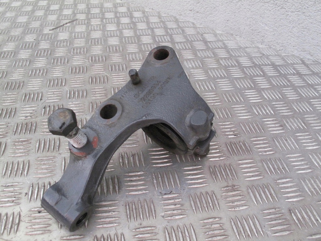 фото №4, Кронштейн кронштейн тяга правый scania r s