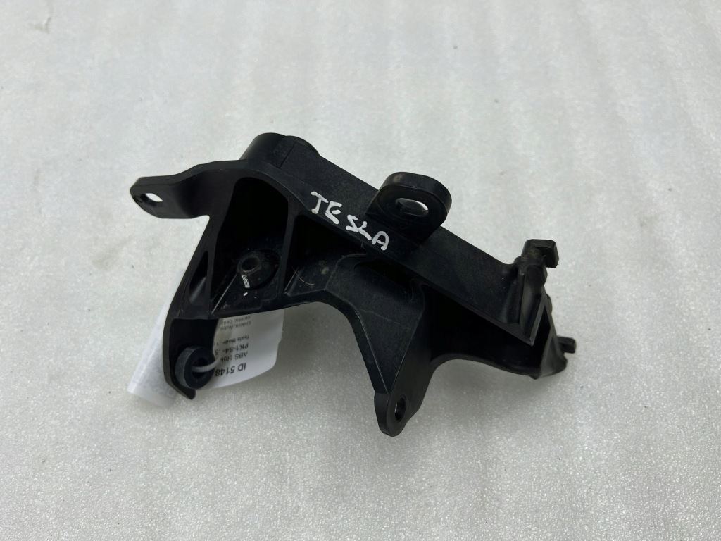 Купить Tesla model y 2024 кронштейн / кронштейн насоса abs