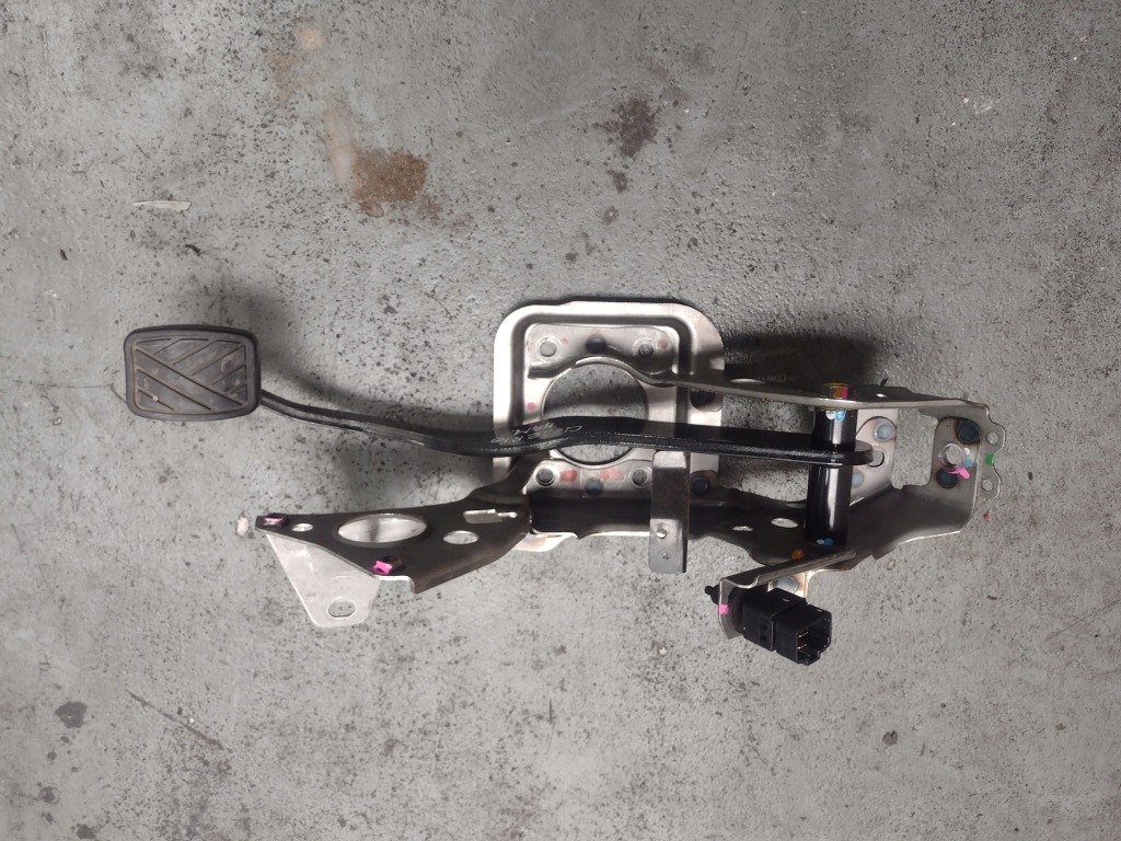 фото №1, Педаль гальма suzuki celerio 1.0 b, 2015