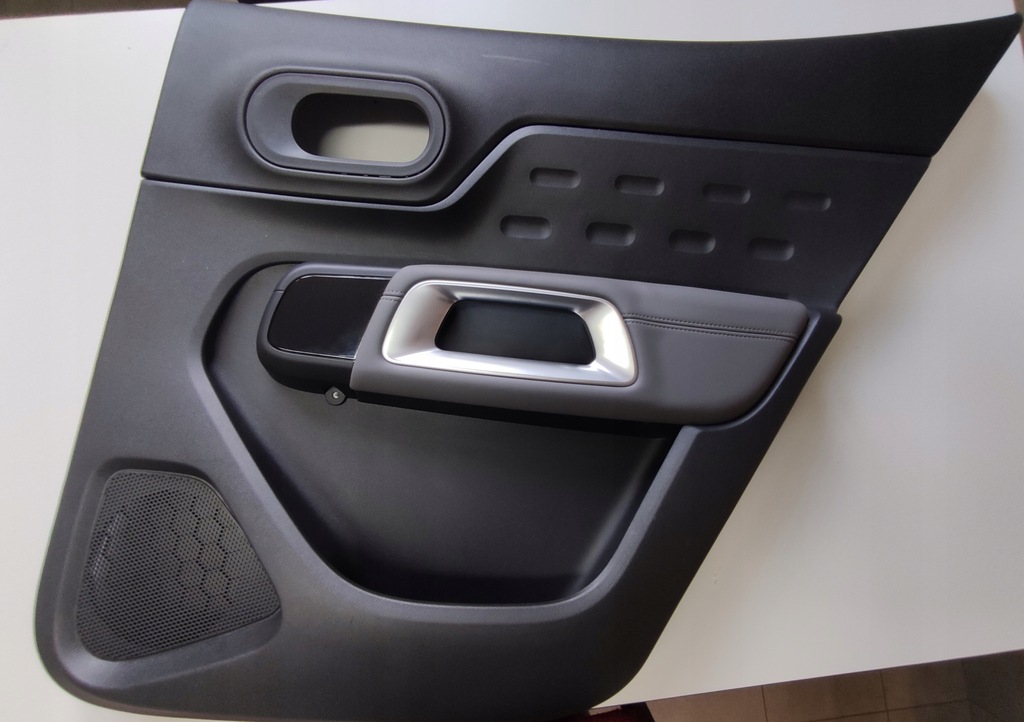 фото №1, Citroen c5 aircross обивка обшивка дверь задняя r