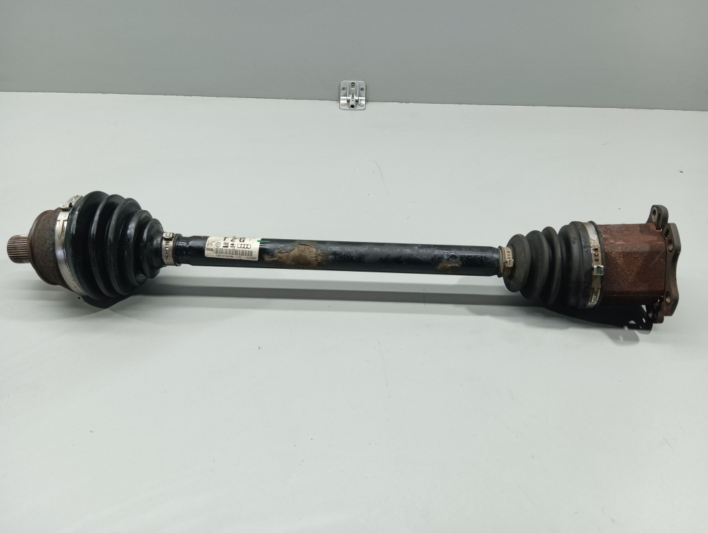 Купить Приводной вал правая  перед audi a6 c6 2.0 b tfsi 4f0407272g