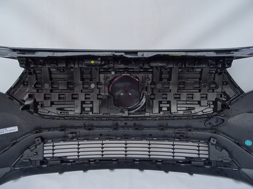 фото №8, Бампер перед передній mercedes x243 eqb електрик