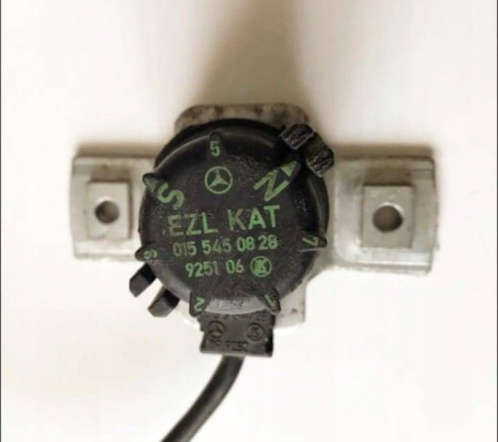 Купити Mercedes-benz w124 бензин коректор запалювання 0155450828