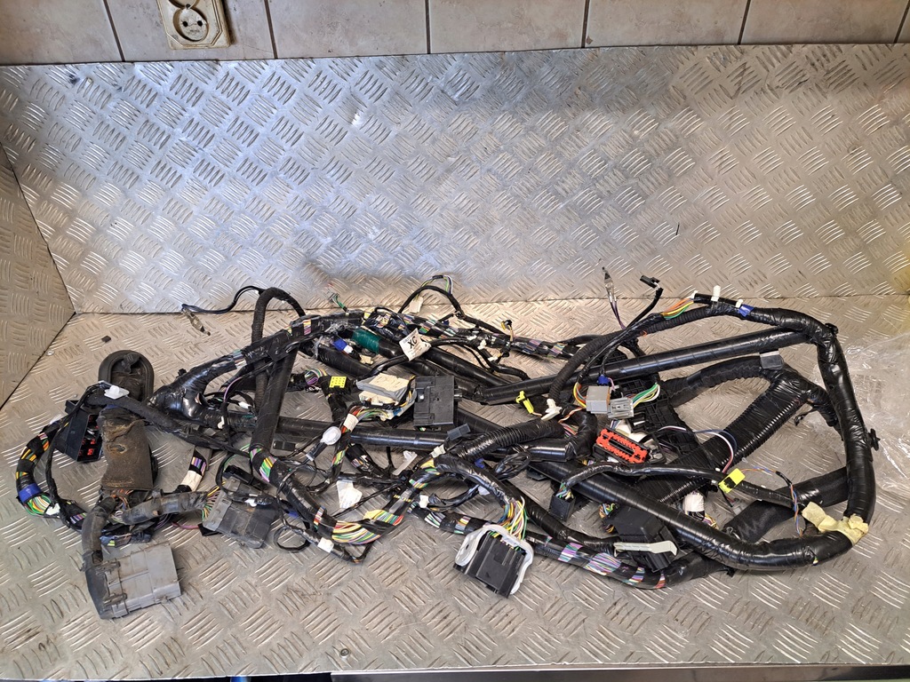 фото №3, Ford ranger 3 17 r 3.2 tdci електропроводка кабіни