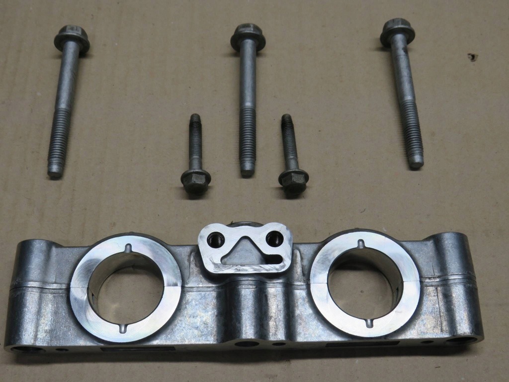 Opel insignia 2.0 cdti b20dth діодний міст підніжка тримач  валів розподільного валу Київ