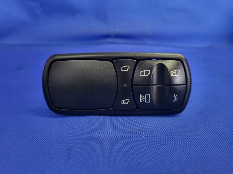 фото №1, Панель переключатель окон правый mercedes actros