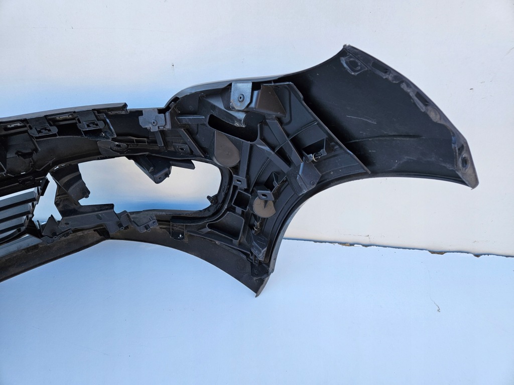 Renault megane 3 3 рестайлинг  бампер перед передний Киев