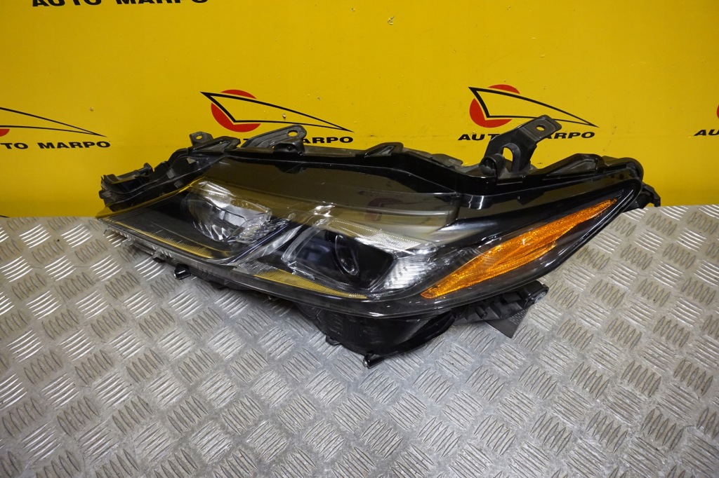 Toyota camry 2018- фара фара full led левая америка в Украине