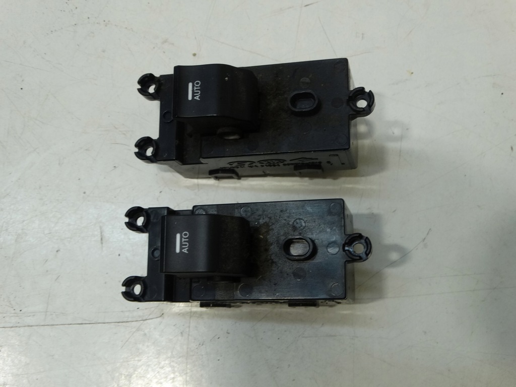 фото №10, Переключатель стекло задняя hyundai i40 93580-3z0000