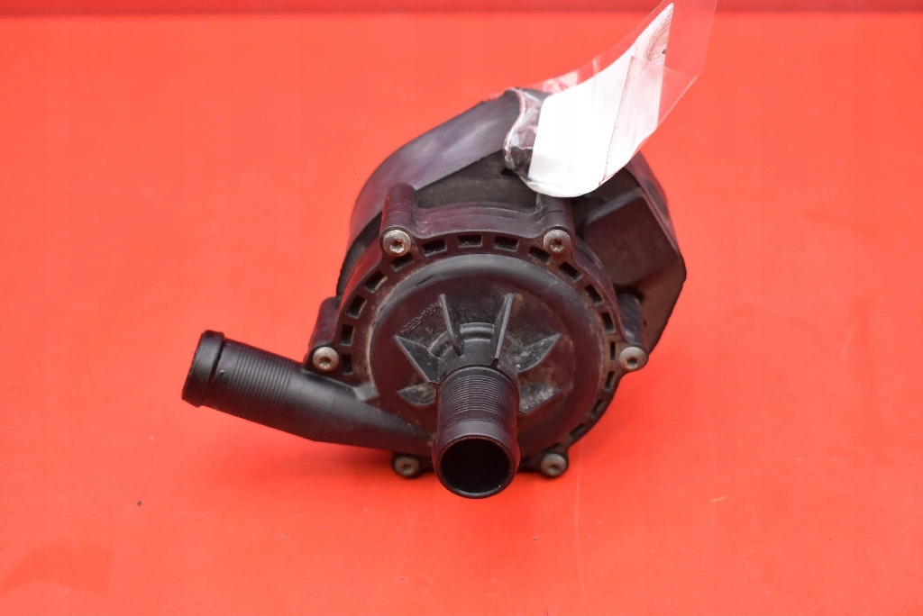 Помпа насос циркуляция воды 1035348-00-f tesla model x 90d 525 km 15-21 Оригинал