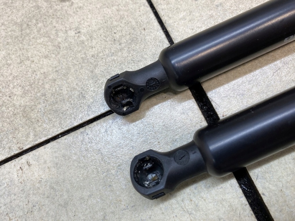 фото №6, Привід кришки багажника peugeot 206 9631441380