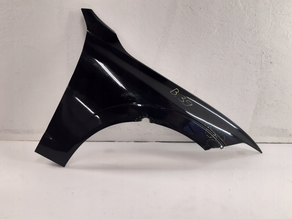 фото №1, Крыло правый перед передний volvo xc60 2017