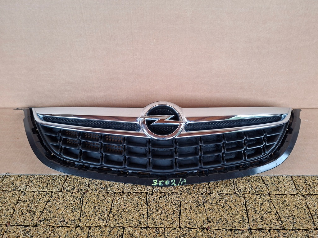 фото №1, Решітка радіатора решітка радіатора хром opel zafira c 13300698