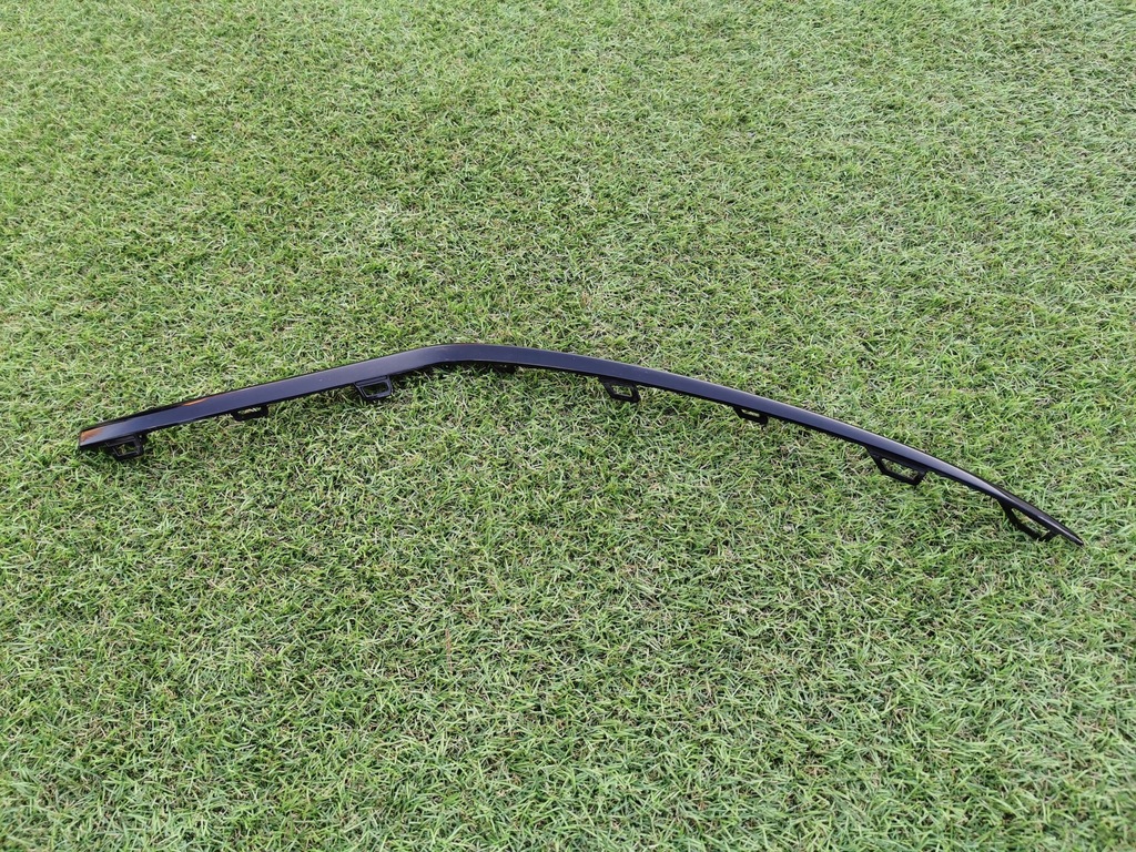 фото №1, Mercedes gle 167 amg молдинг бампера правая