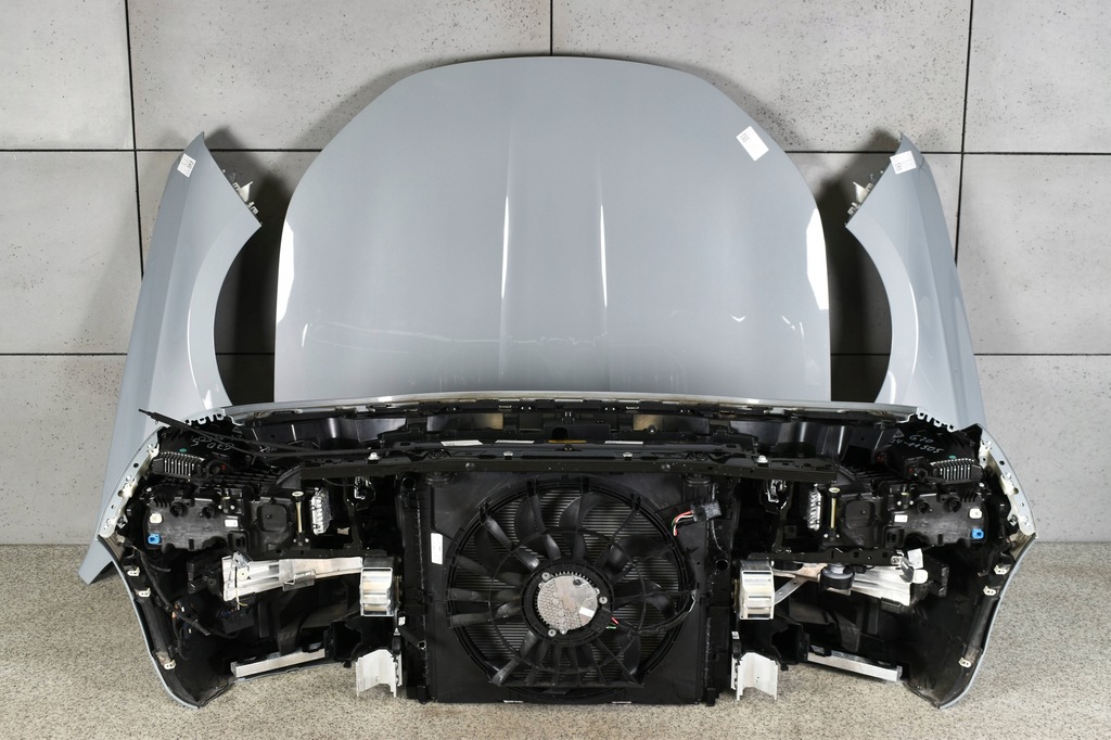 фото №12, Bmw i7 7 g70 капот бампер крыло pas радиатор лампы led m-pakiet c4p