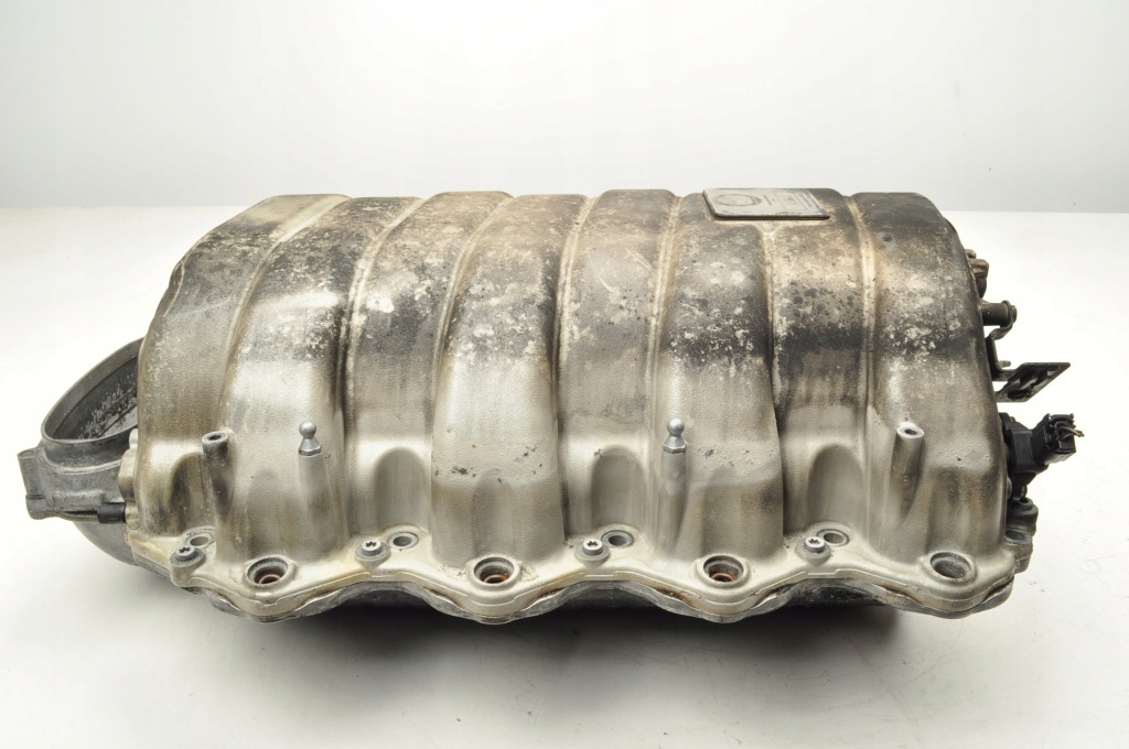 Купити Mercedes w216 6.2 amg колектор впускний  a1561401501