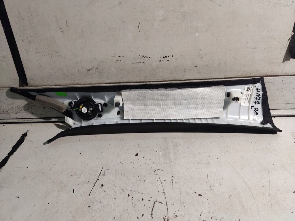 фото №2, Mercedes w177 захист стійка лівий перед