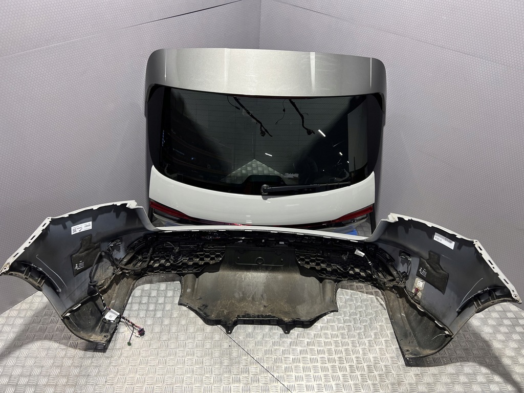 фото №9, Kompletny задняя крышка багажника бампер лампы porsche macan 95b 22- drugi lift 2024