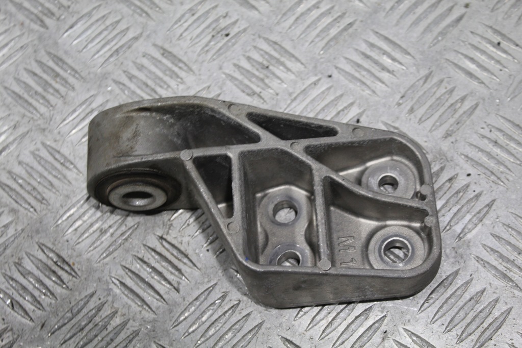 фото №1, Кронштейн кронштейн двигуна toyota chr c-hr