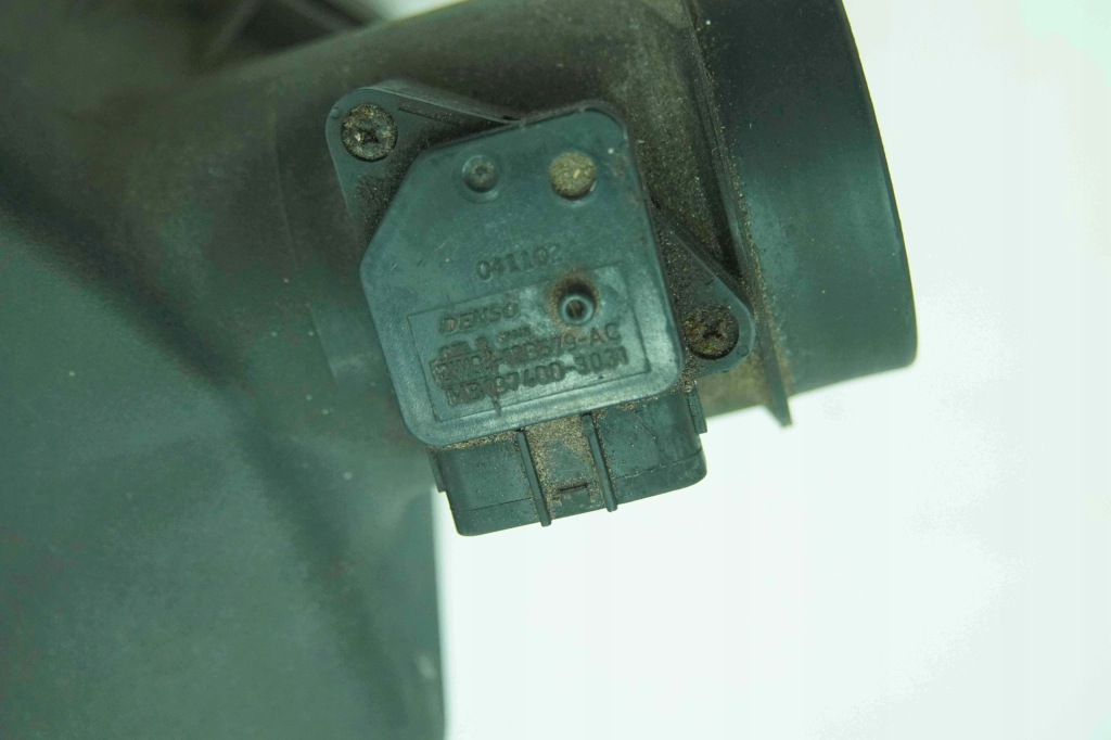 Корпус фильтра воздуха расходомер jaguar xkr 4.2 x100 рестайлинг в Украине