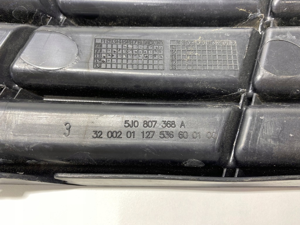 фото №11, Решётка бампера skoda fabia ii lift 5j0807367a