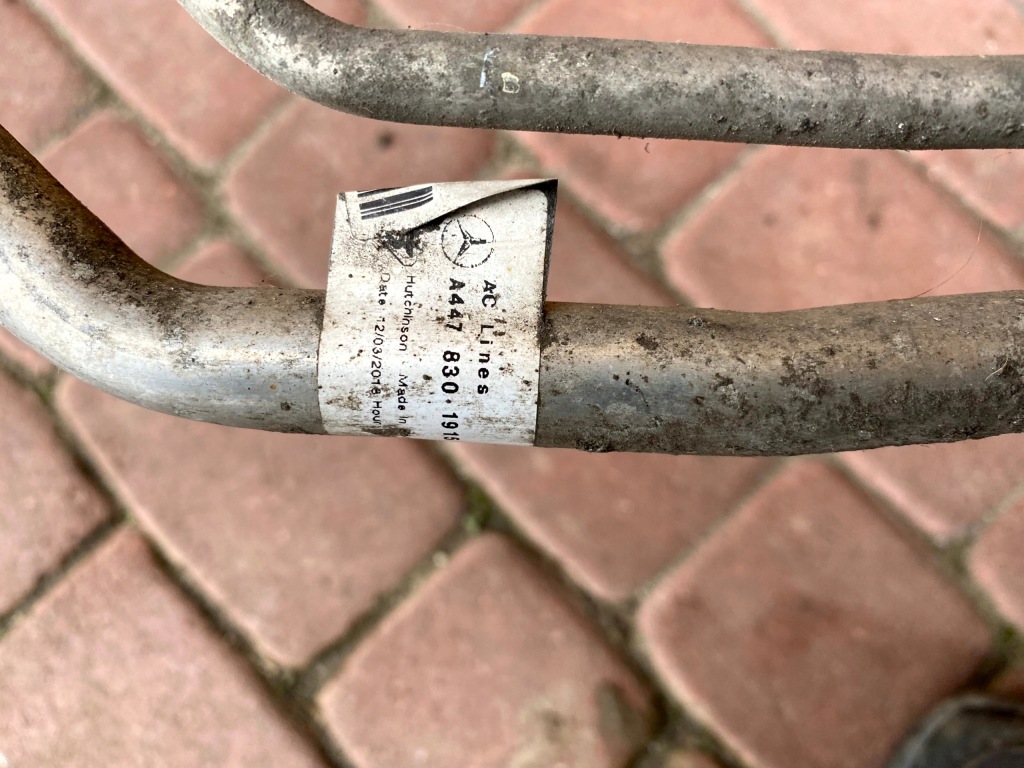 фото №6, V-klasa w447 шланг кондиціонера трубки нижні a4478301515 a4478301915