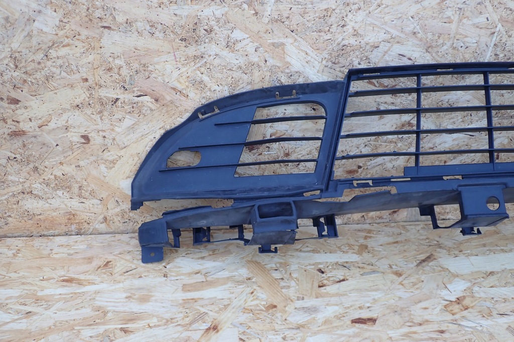 фото №4, Решітка радіатора решітка бампер renault scenic 2009-2012 622545401r