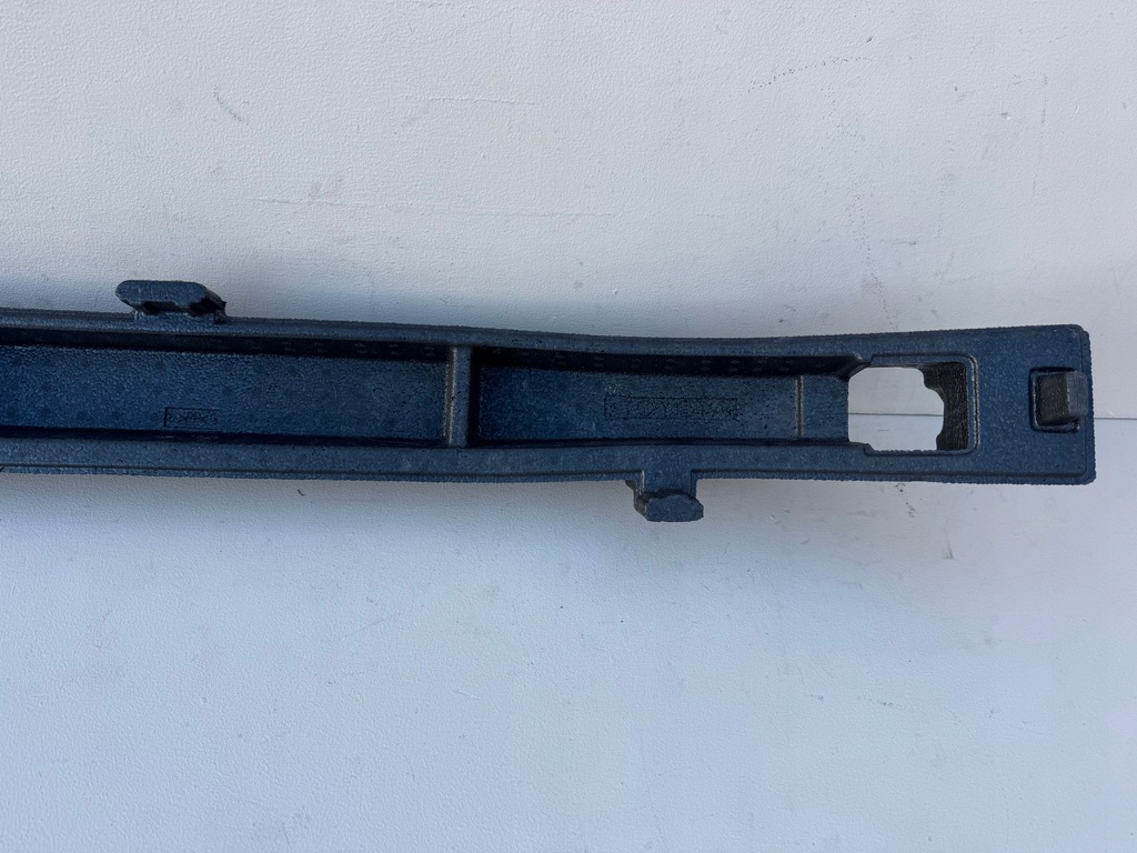 фото №13, Toyota yaris iv 4 19r- пена абсорбер бампера перед передний 52611-k0010