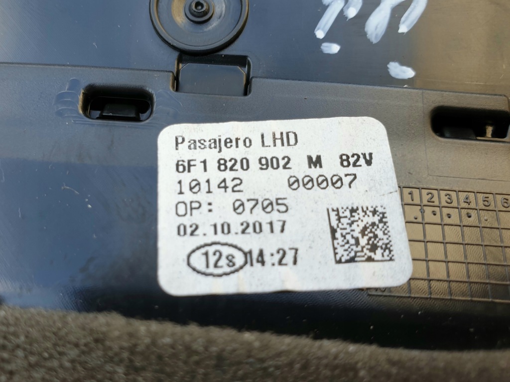 фото №6, Решётка обдув воздуха l/p seat ibiza v 6f