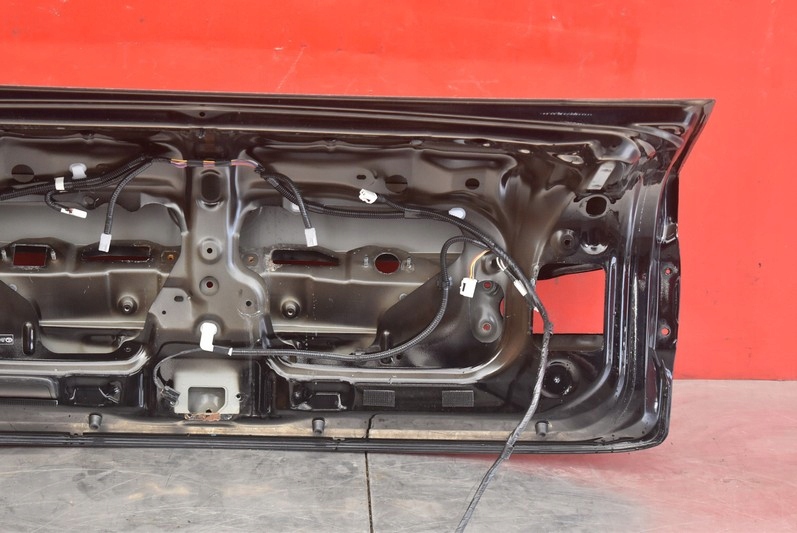 фото №12, Кришка багажника багажника задня задня 212 lexus is 250 2 ii sedan 05-10